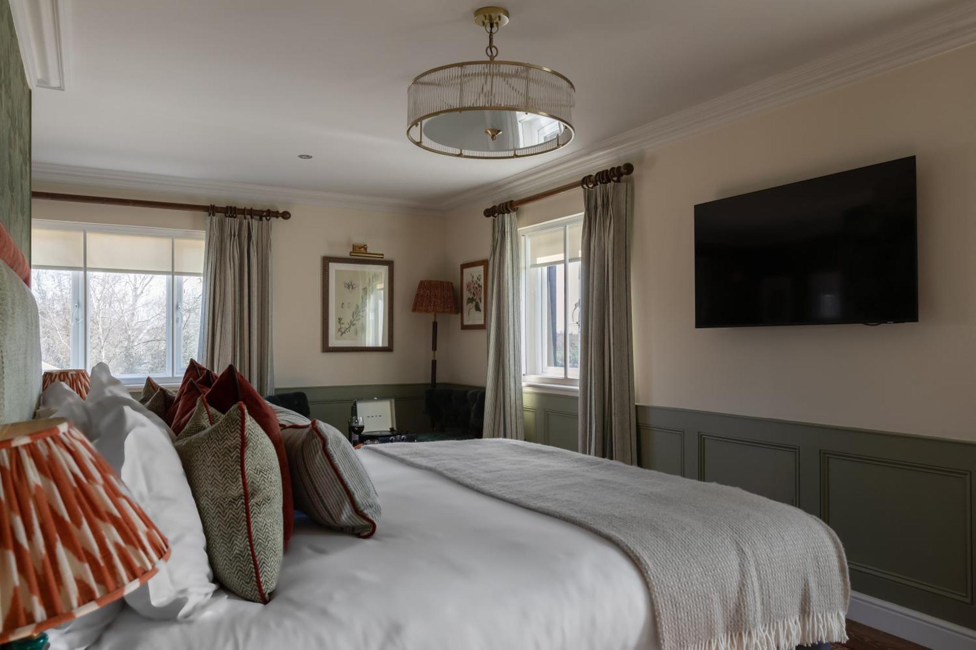 The Bridge Hotel Chertsey Εξωτερικό φωτογραφία