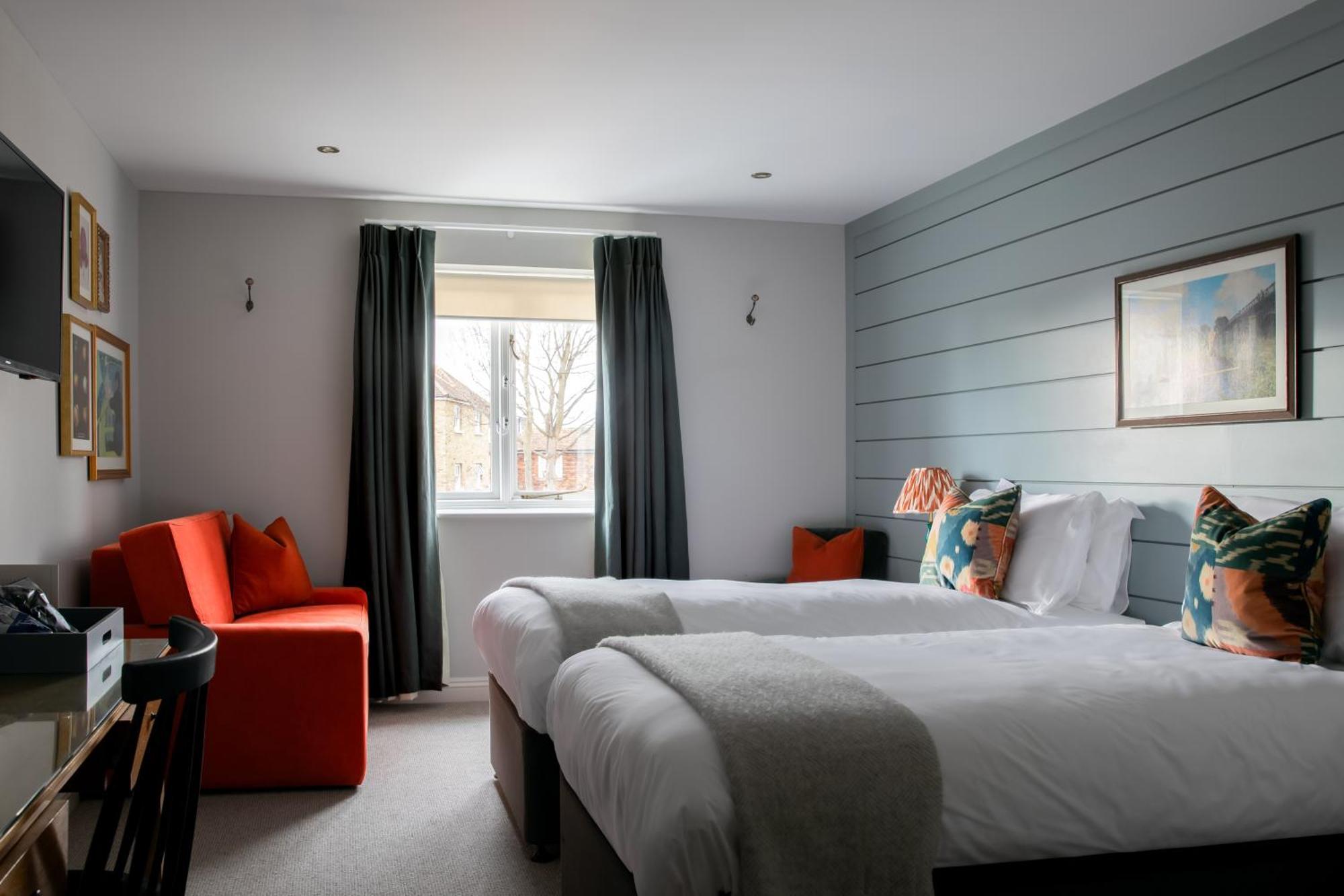 The Bridge Hotel Chertsey Εξωτερικό φωτογραφία