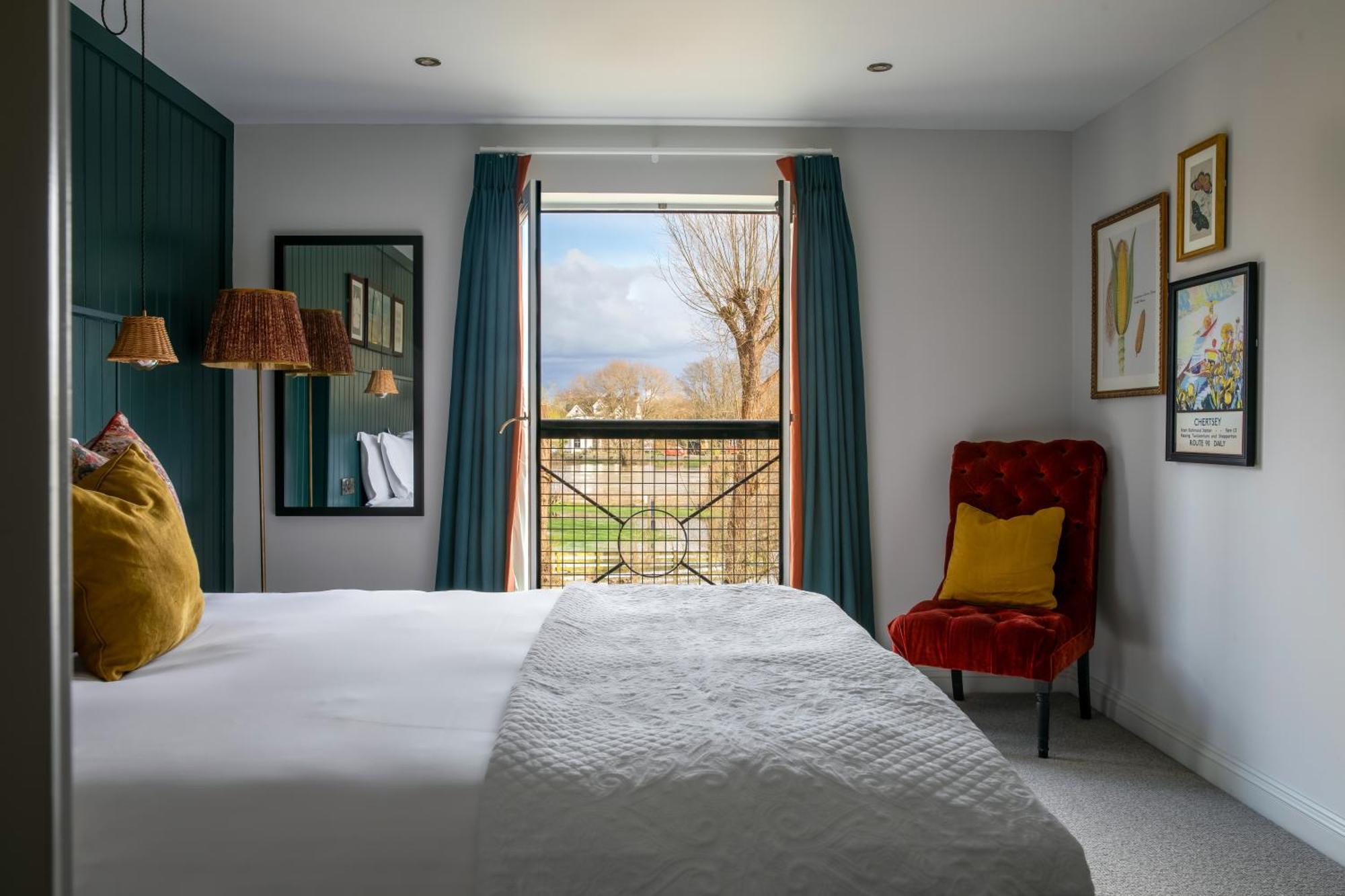 The Bridge Hotel Chertsey Εξωτερικό φωτογραφία