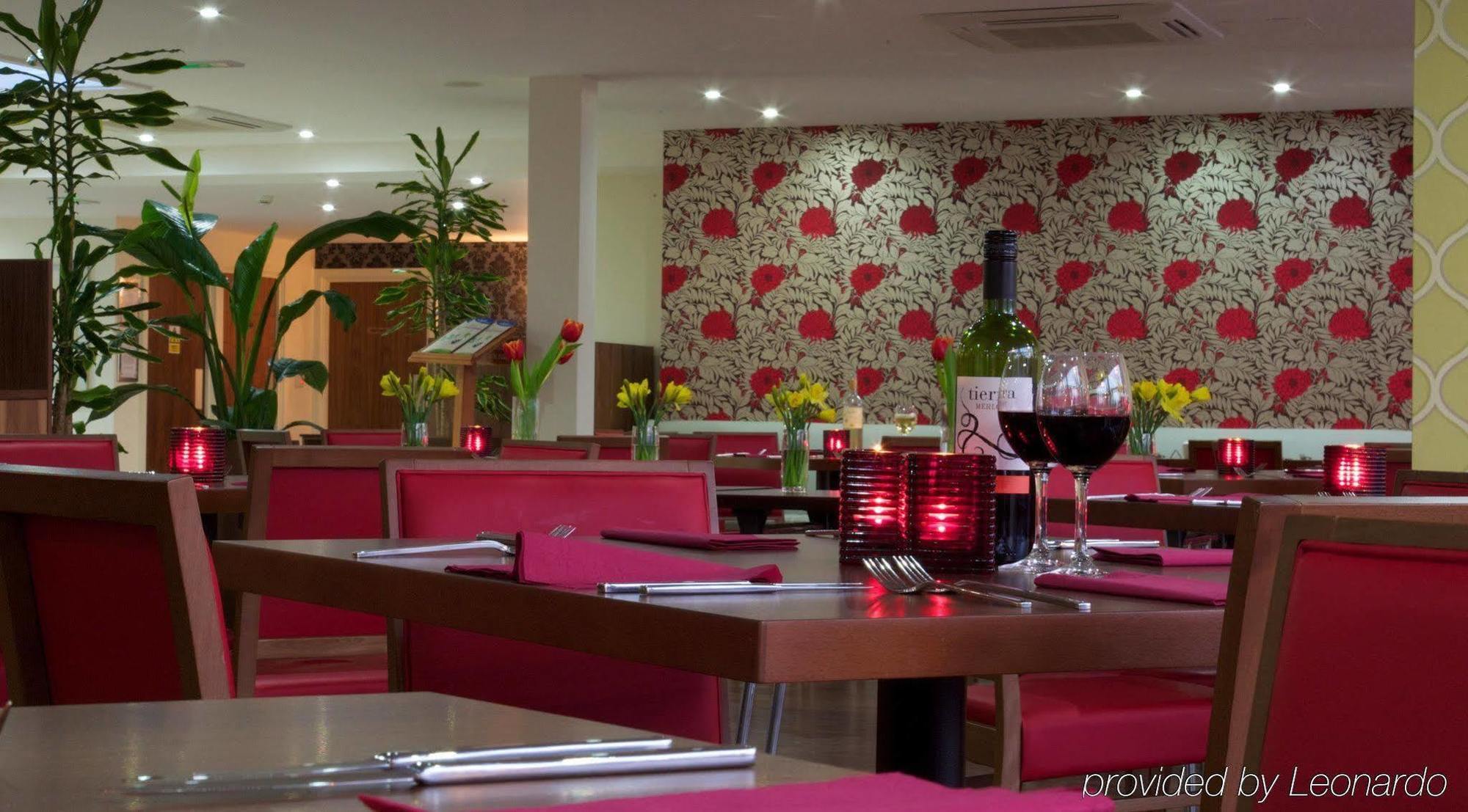 The Bridge Hotel Chertsey Εξωτερικό φωτογραφία